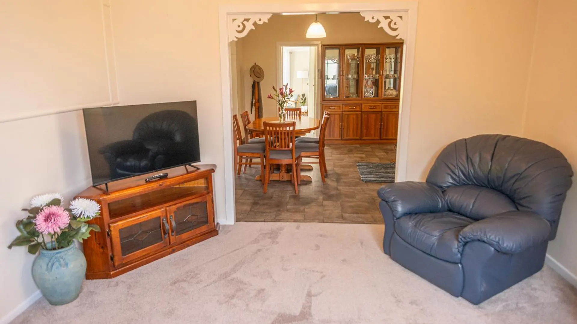 Holiday home Marnita Farmhouse At Golden Grove Estate Winery Ballandean Australia