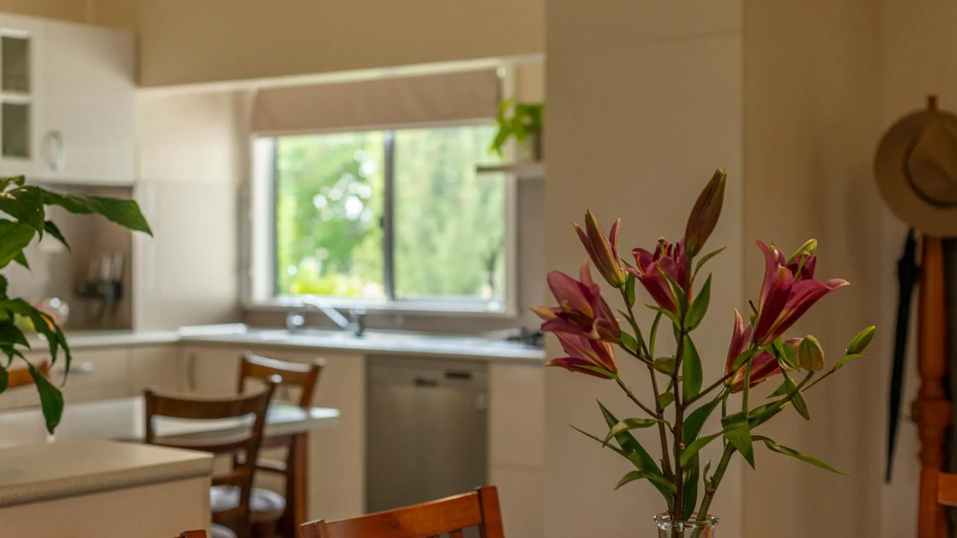 Holiday home Marnita Farmhouse At Golden Grove Estate Winery Ballandean